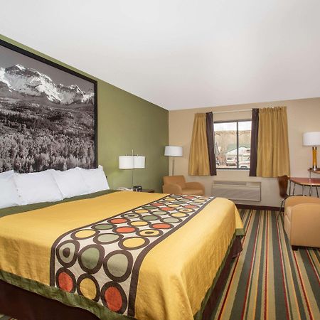Super 8 By Wyndham Kremmling Hotel Bagian luar foto
