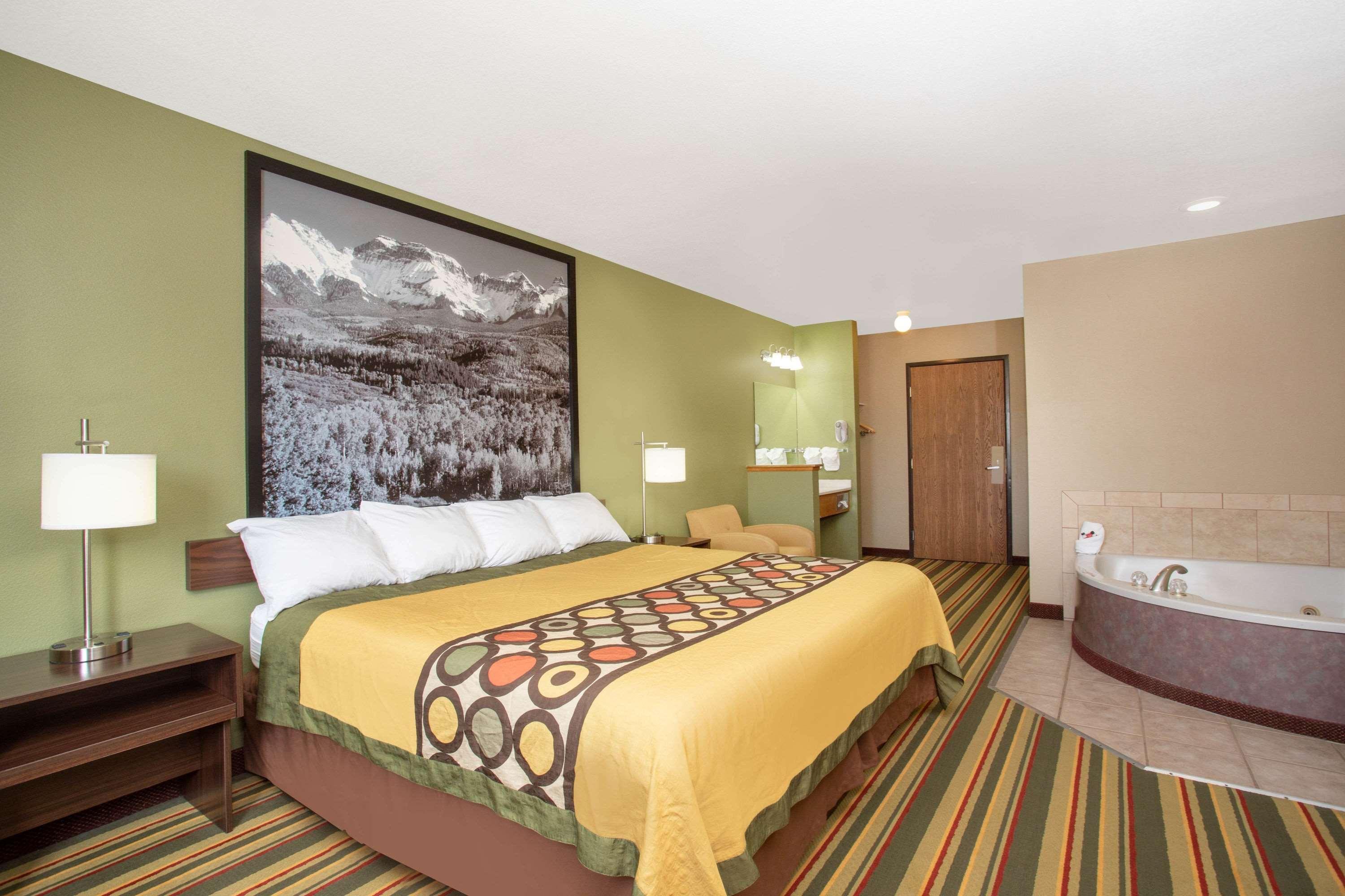 Super 8 By Wyndham Kremmling Hotel Bagian luar foto