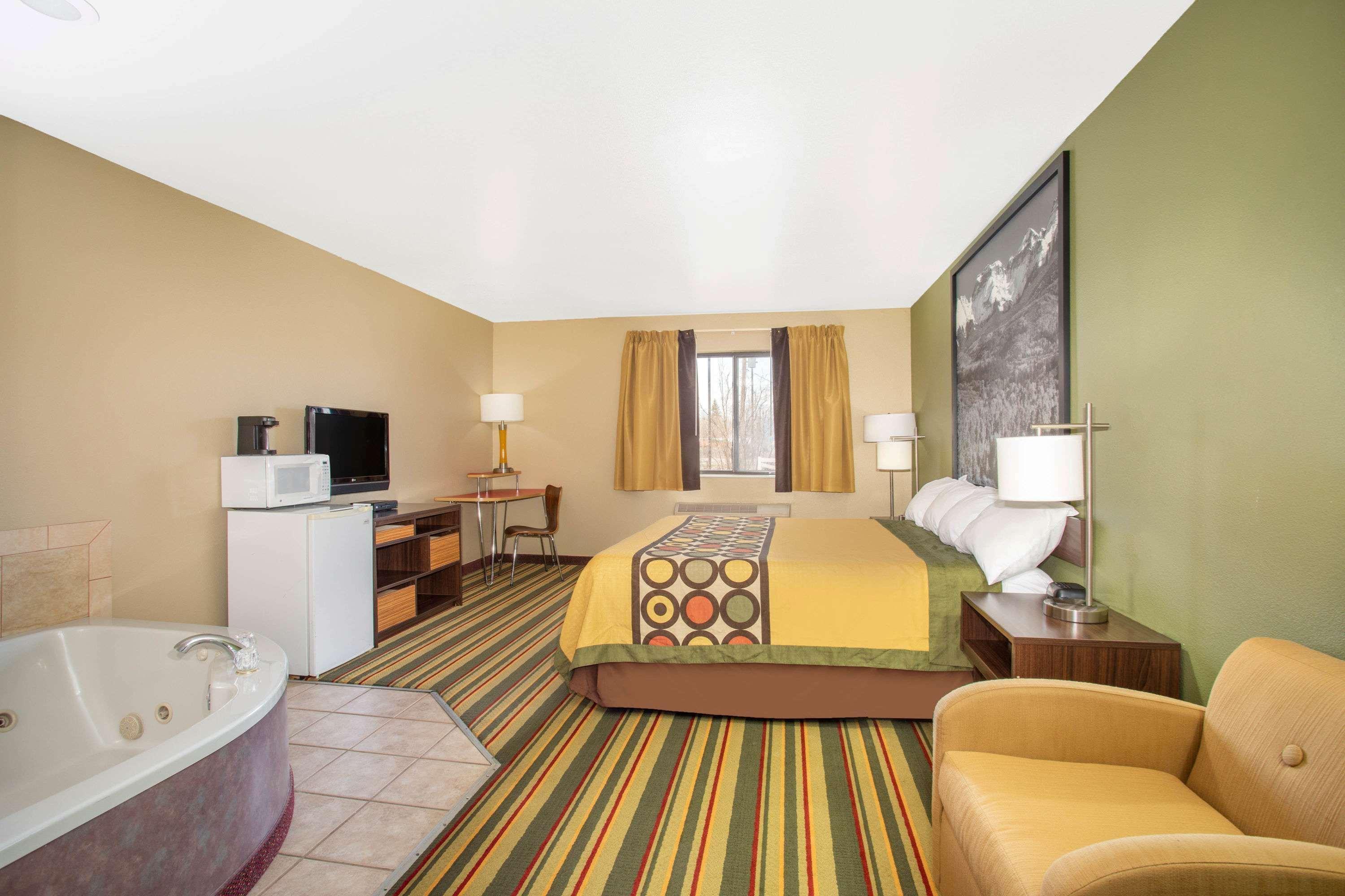 Super 8 By Wyndham Kremmling Hotel Bagian luar foto