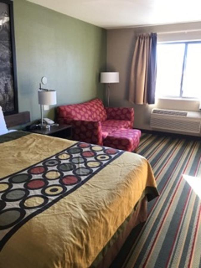 Super 8 By Wyndham Kremmling Hotel Bagian luar foto